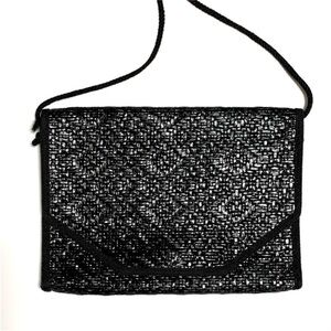 LAST CHANCE! Vintage 80s Black Straw Envelope Clutch Shoulder Bag Like New